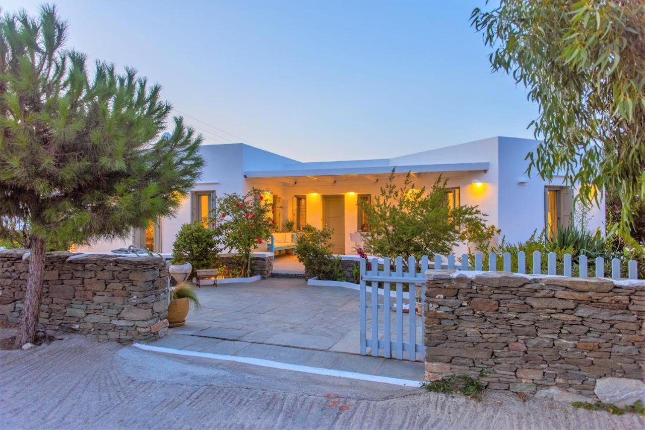 Villa Arades Sifnos With Private Pool Apollonía Exterior photo