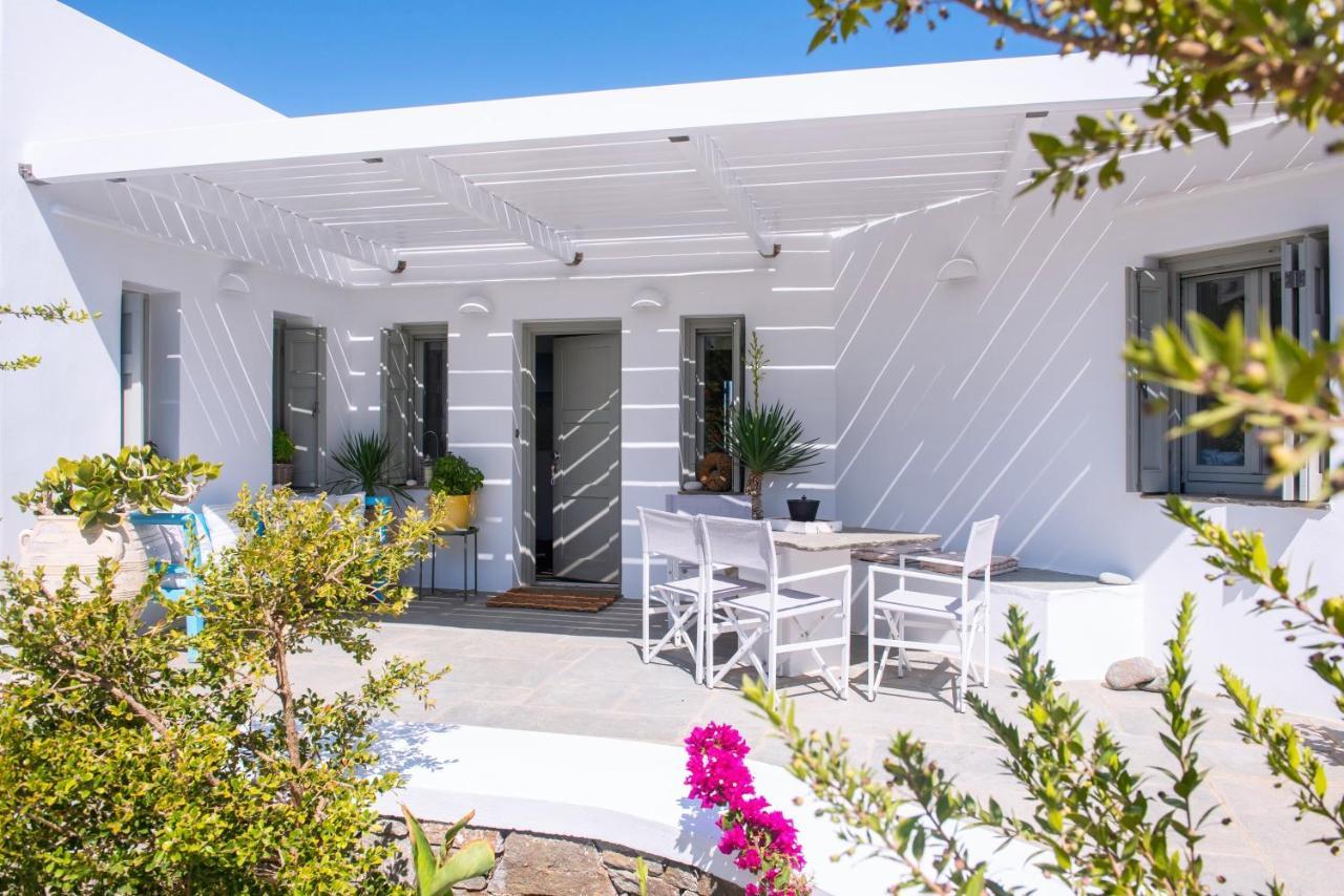 Villa Arades Sifnos With Private Pool Apollonía Exterior photo